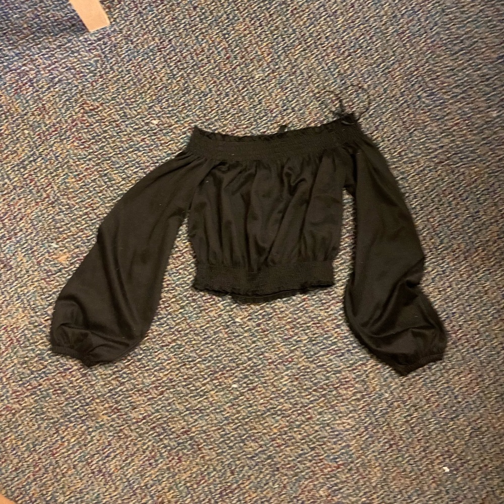 H&m off-shouder crop top